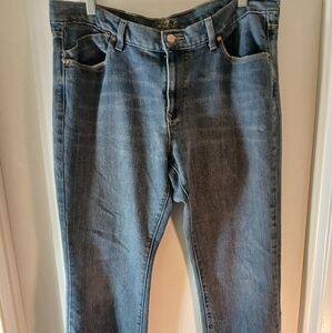 #283 Women's Size 14 Long Jean Pants Made By The Flirt